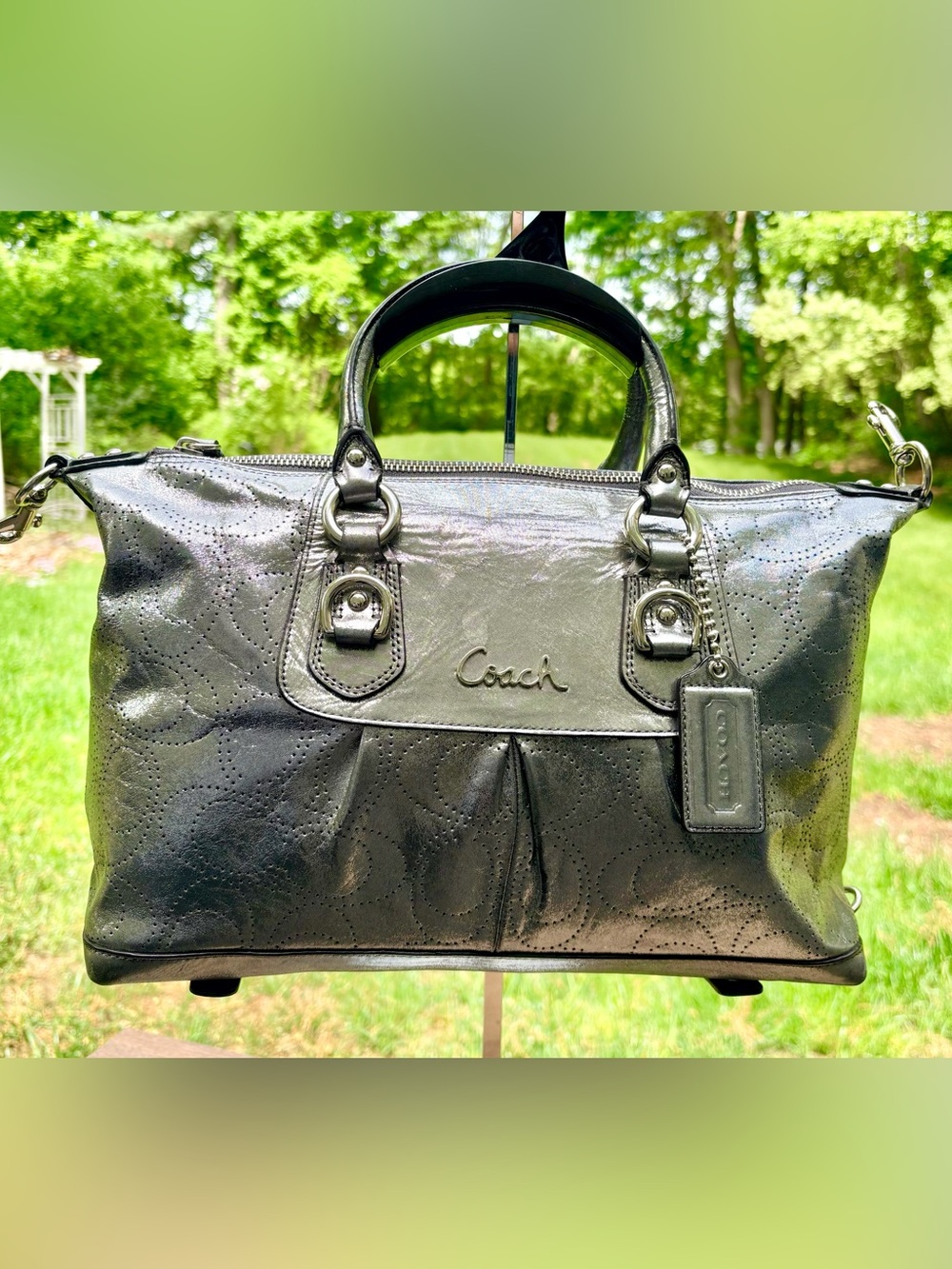 COACH ASHLEY METALLIC SATCHEL EUC 🩵